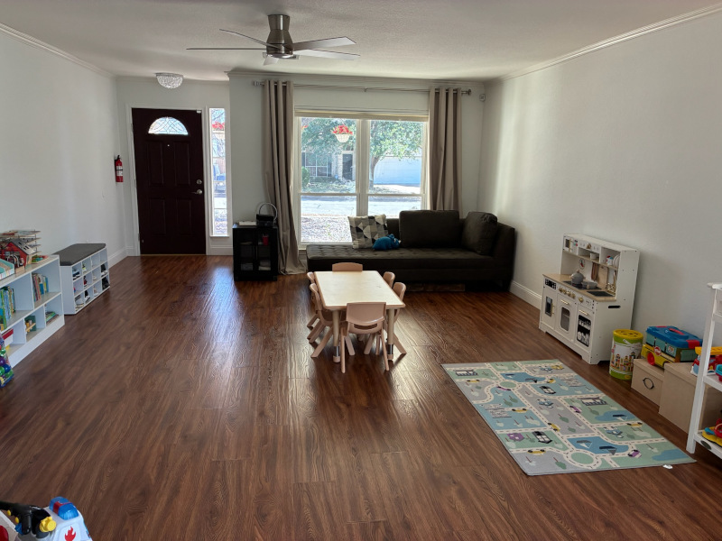 Clean floors for crawlers.